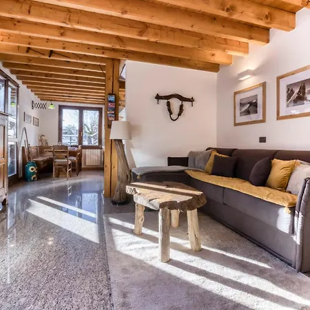 La Chouette - Intimate 2 Bedroom Demi-chalet Ideally Located شاليه شامونكس