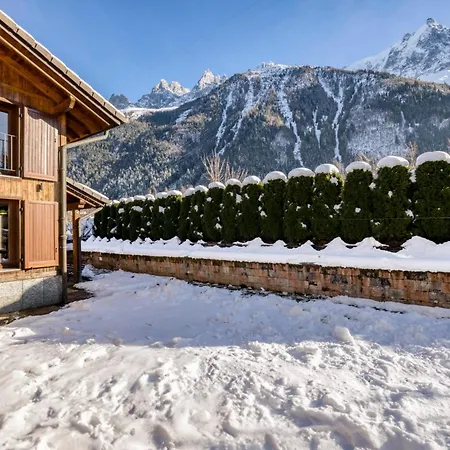 شاليه La Chouette - Intimate 2 Bedroom Demi-chalet Ideally Located *